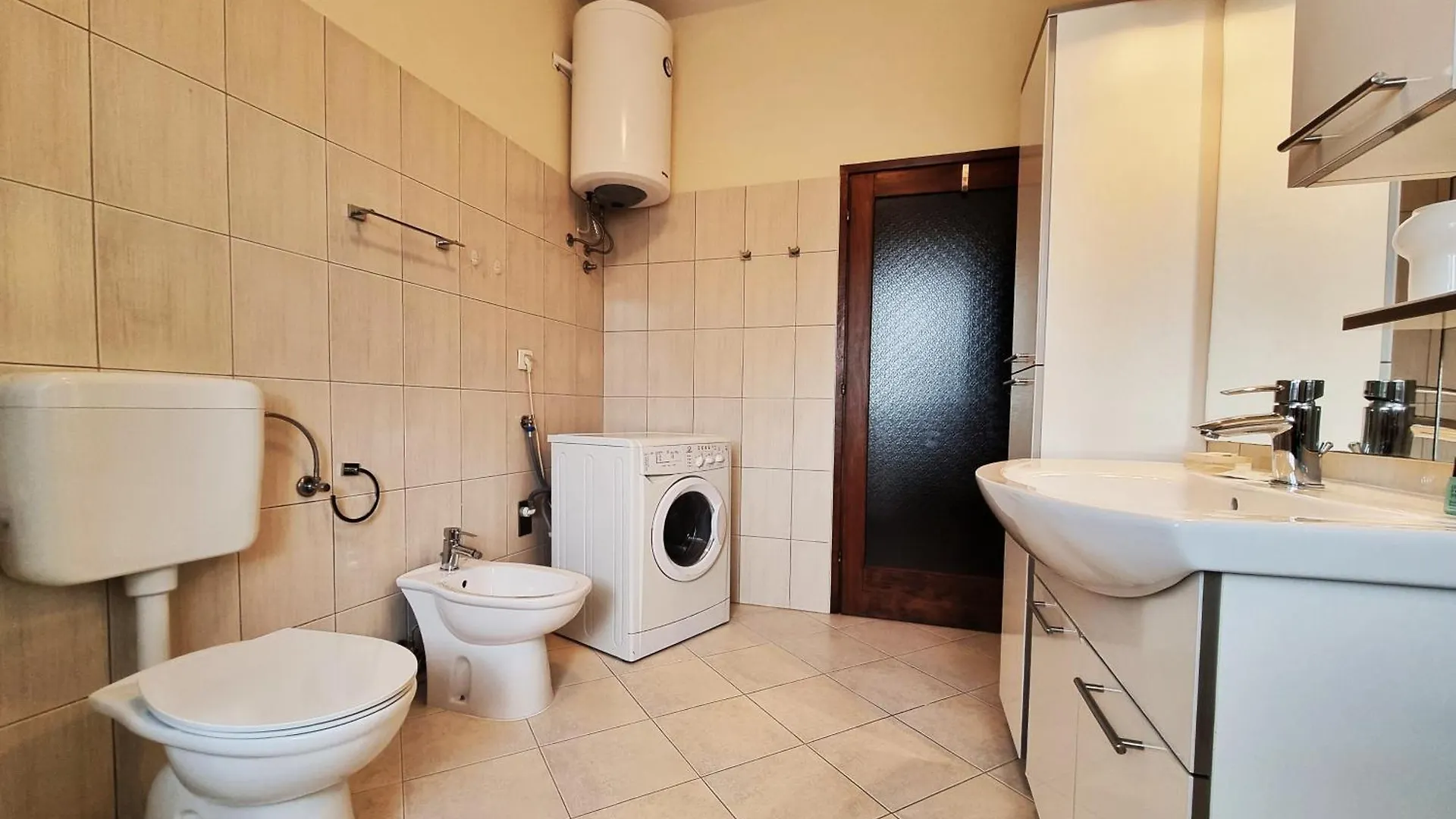 Bruno'S Rooms Bašanija